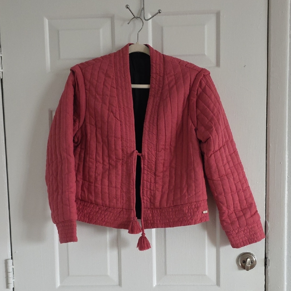Sm Scotch & Soda Quilted Top in Deep Rose